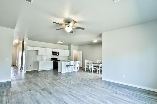 14209 Athens Lane, Yukon, OK 73099