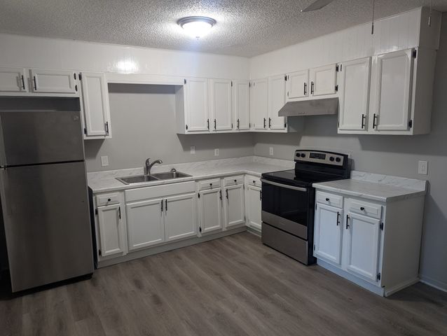 306 Hamilton St, Fayetteville, TN 37334