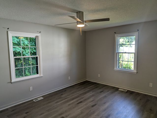 306 Hamilton St, Fayetteville, TN 37334