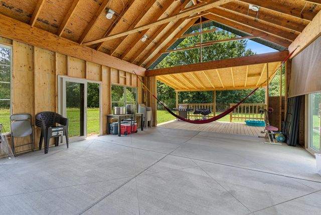 8 Fiegel Loop, Conway, AR 72032