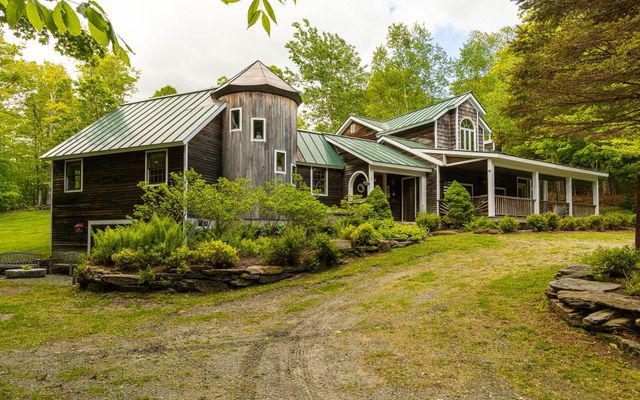 8 Twin Rocks Road, Dover, VT 05356