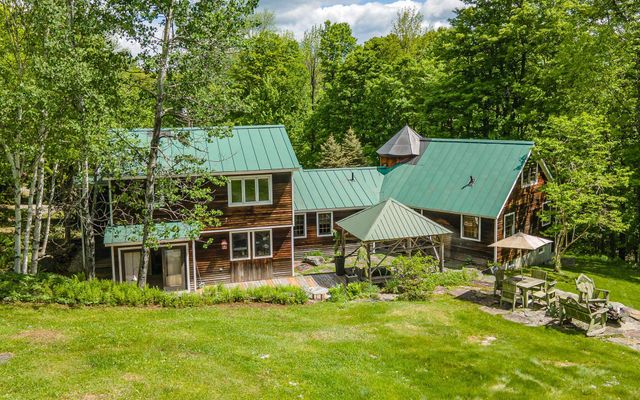 8 Twin Rocks Road, Dover, VT 05356