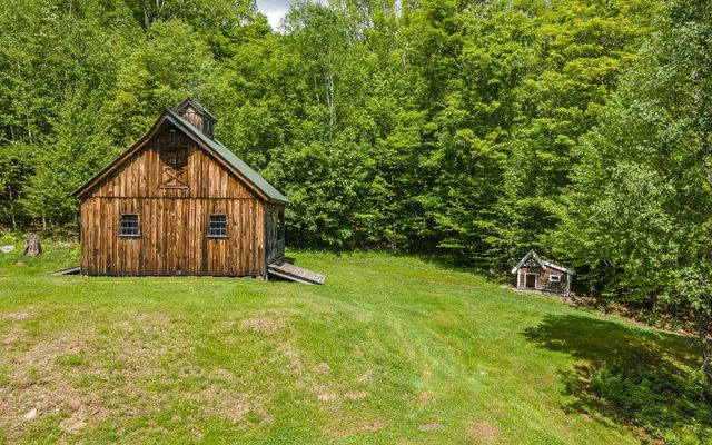 8 Twin Rocks Road, Dover, VT 05356