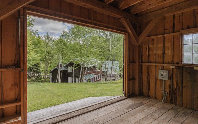 8 Twin Rocks Road, Dover, VT 05356