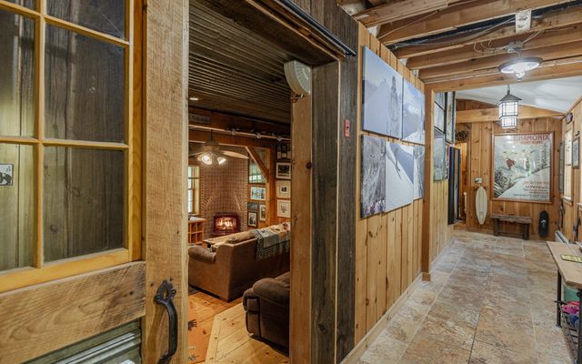 8 Twin Rocks Road, Dover, VT 05356