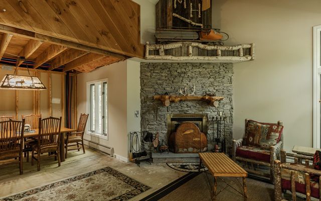 8 Twin Rocks Road, Dover, VT 05356