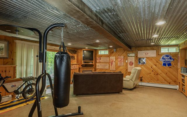 8 Twin Rocks Road, Dover, VT 05356