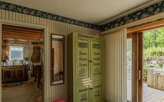8 Twin Rocks Road, Dover, VT 05356