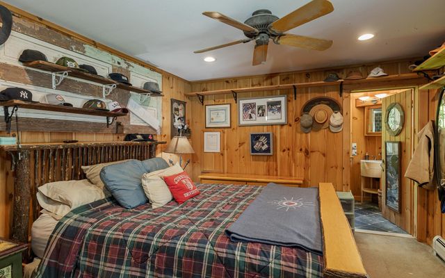 8 Twin Rocks Road, Dover, VT 05356
