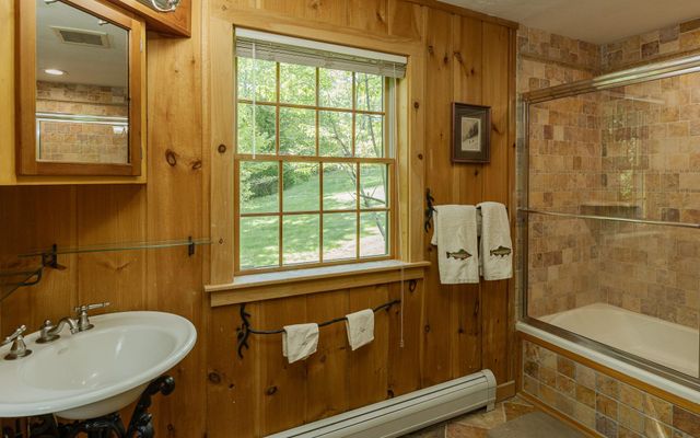 8 Twin Rocks Road, Dover, VT 05356