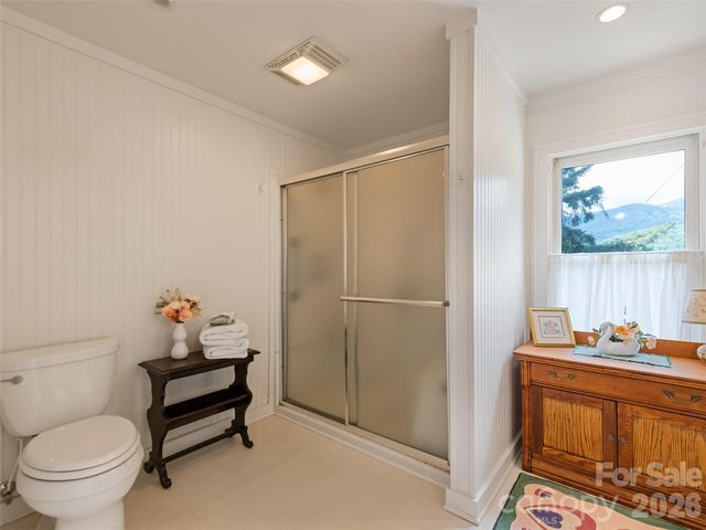 404 Red Bank Road, Waynesville, NC 28786