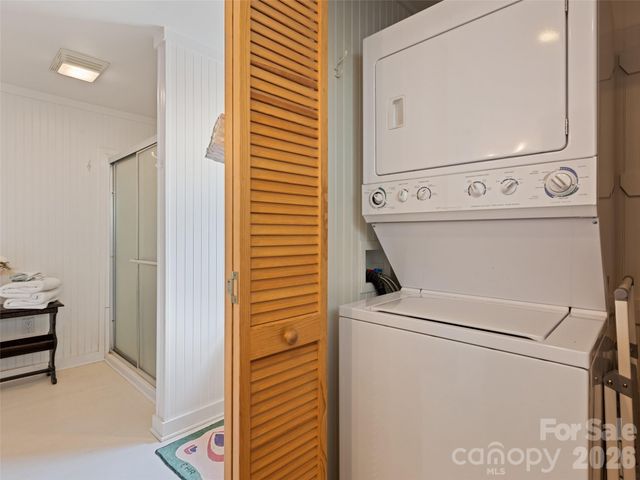 404 Red Bank Road, Waynesville, NC 28786