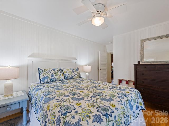 404 Red Bank Road, Waynesville, NC 28786