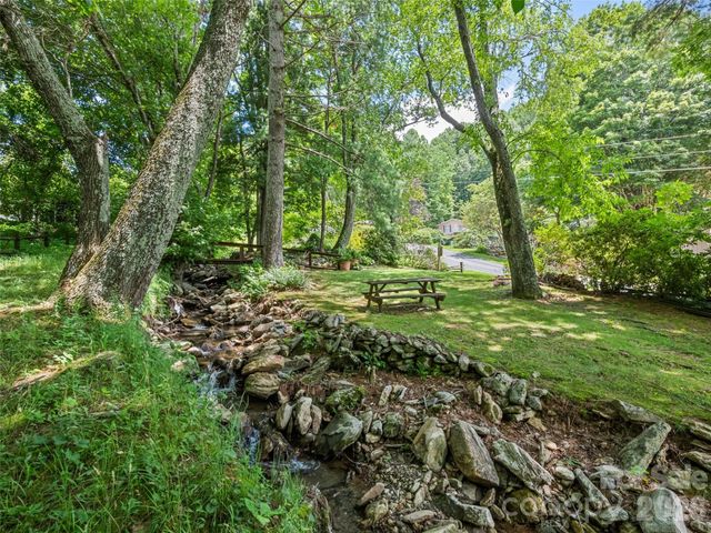 404 Red Bank Road, Waynesville, NC 28786