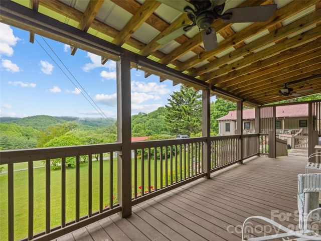 404 Red Bank Road, Waynesville, NC 28786