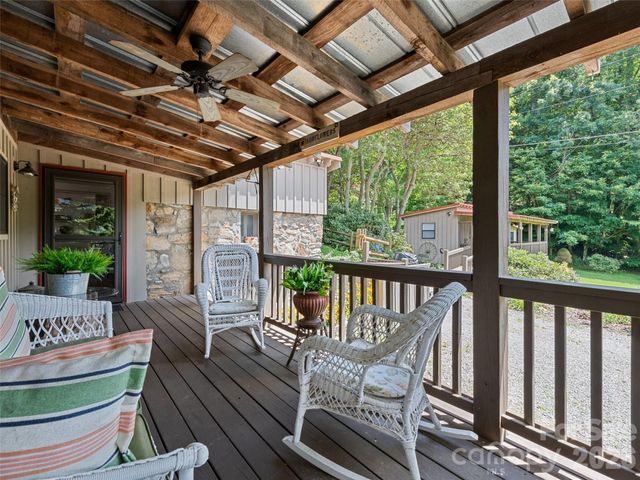 404 Red Bank Road, Waynesville, NC 28786