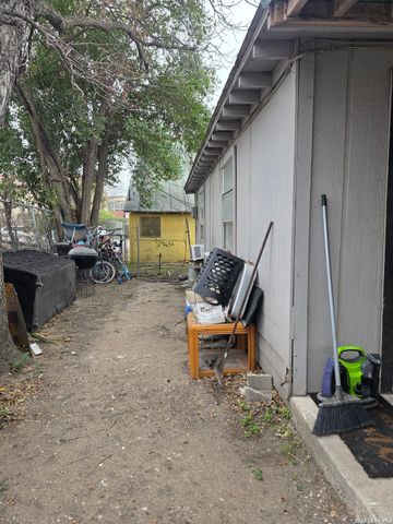 1814 zarzamora, San Antonio, TX 78201