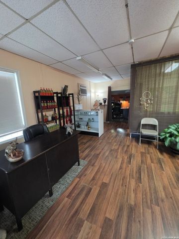 1814 zarzamora, San Antonio, TX 78201