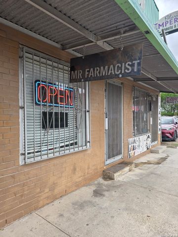 1814 zarzamora, San Antonio, TX 78201