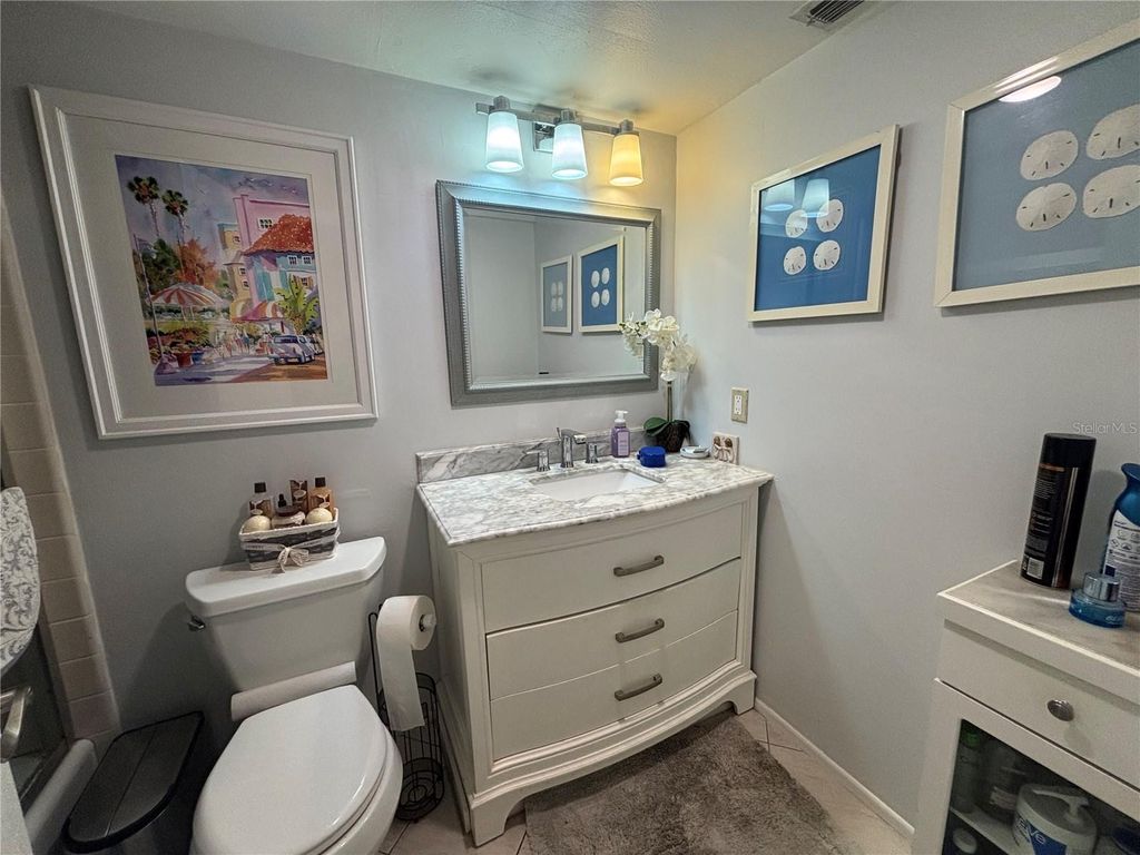 Image 12 of property listing at 523 SPRING LAKES BOULEVARD 523, Bradenton, FL 34210