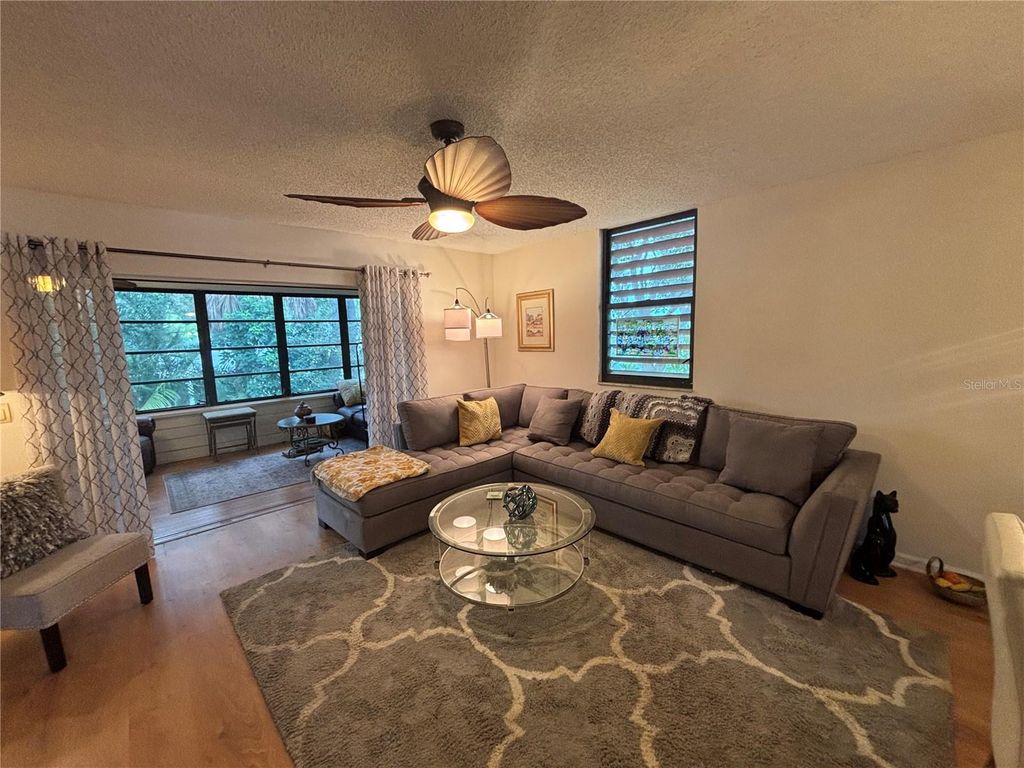 Image 14 of property listing at 523 SPRING LAKES BOULEVARD 523, Bradenton, FL 34210