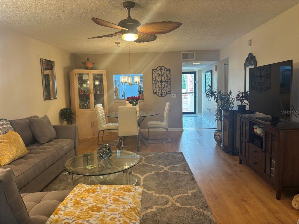 Image 17 of property listing at 523 SPRING LAKES BOULEVARD 523, Bradenton, FL 34210