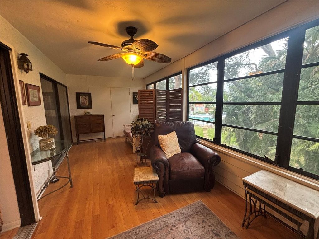 Image 18 of property listing at 523 SPRING LAKES BOULEVARD 523, Bradenton, FL 34210