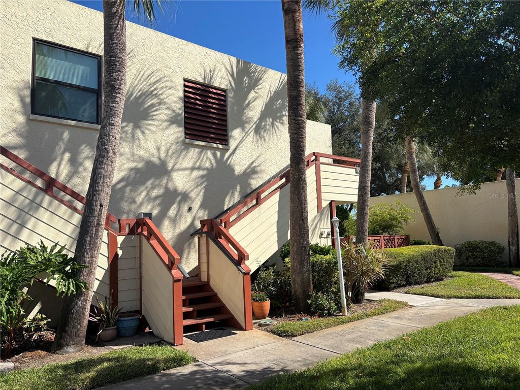 Image 21 of property listing at 523 SPRING LAKES BOULEVARD 523, Bradenton, FL 34210