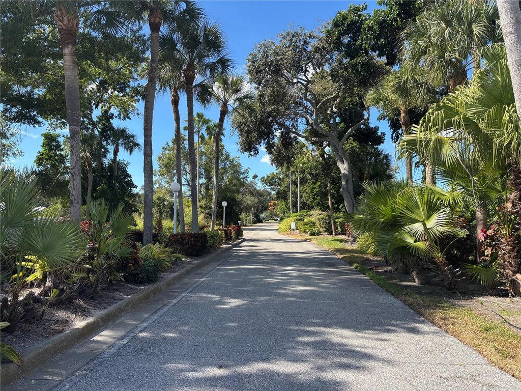 Image 29 of property listing at 523 SPRING LAKES BOULEVARD 523, Bradenton, FL 34210