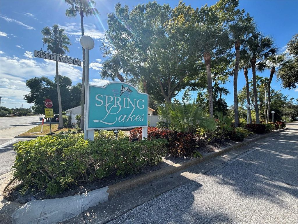 Image 31 of property listing at 523 SPRING LAKES BOULEVARD 523, Bradenton, FL 34210