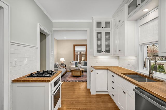 2220 Seabury Avenue, Minneapolis, MN 55406