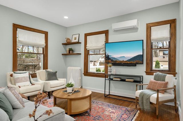 2220 Seabury Avenue, Minneapolis, MN 55406