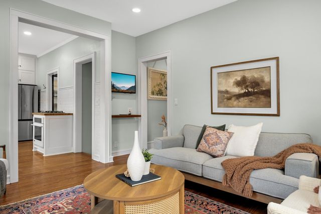 2220 Seabury Avenue, Minneapolis, MN 55406