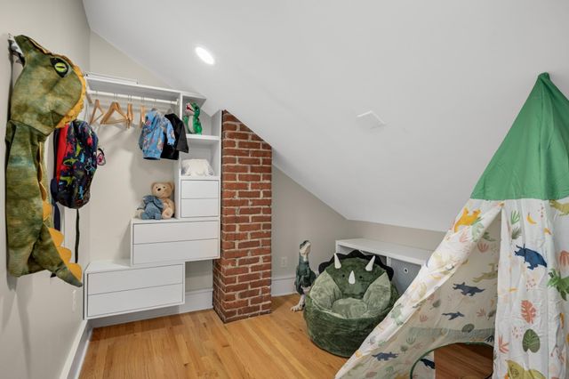 2220 Seabury Avenue, Minneapolis, MN 55406