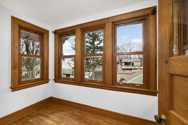 2220 Seabury Avenue, Minneapolis, MN 55406