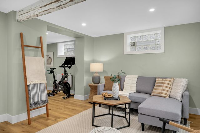 2220 Seabury Avenue, Minneapolis, MN 55406