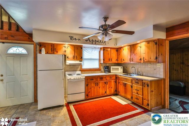 6438 Lakeshore Drive, East Stroudsburg, PA 18302