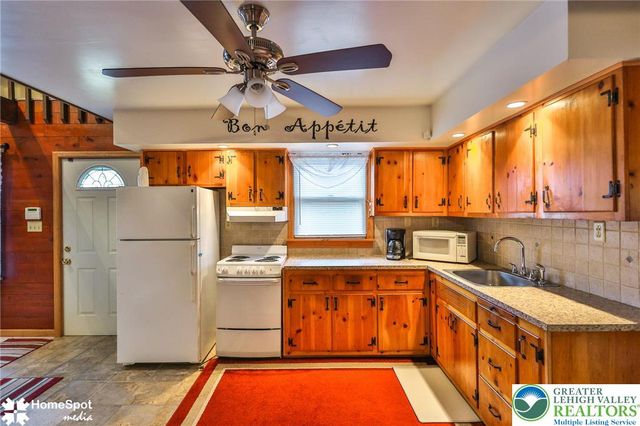 6438 Lakeshore Drive, East Stroudsburg, PA 18302