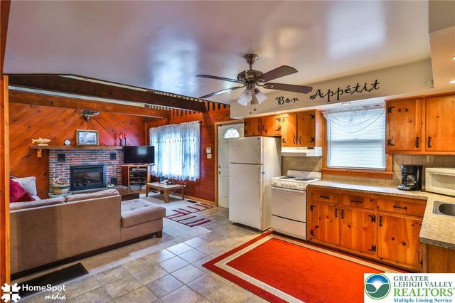 6438 Lakeshore Drive, East Stroudsburg, PA 18302