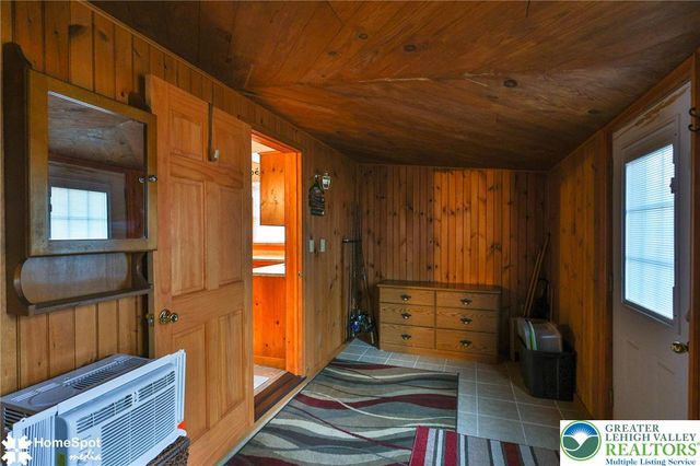 6438 Lakeshore Drive, East Stroudsburg, PA 18302