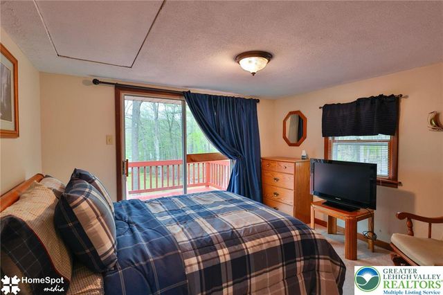 6438 Lakeshore Drive, East Stroudsburg, PA 18302