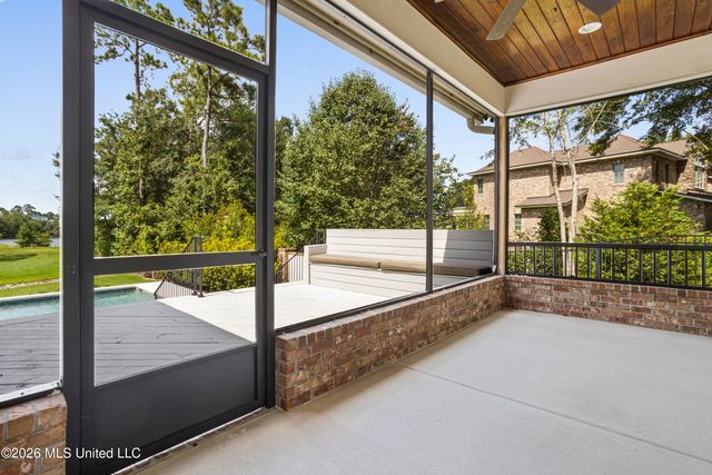 1908 Courtney Lane, Biloxi, MS 39532