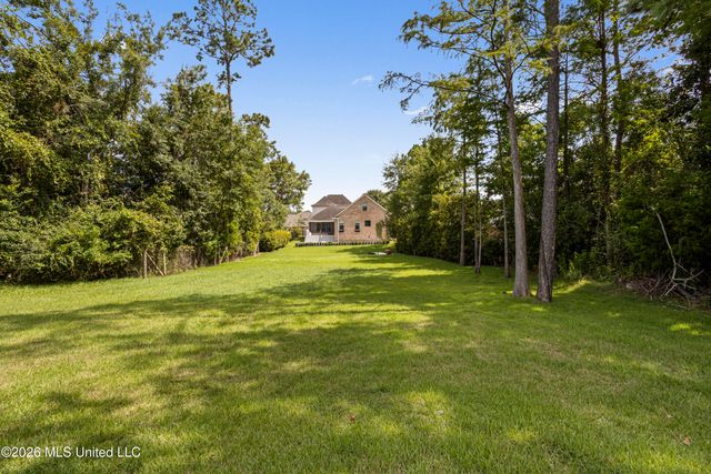 1908 Courtney Lane, Biloxi, MS 39532