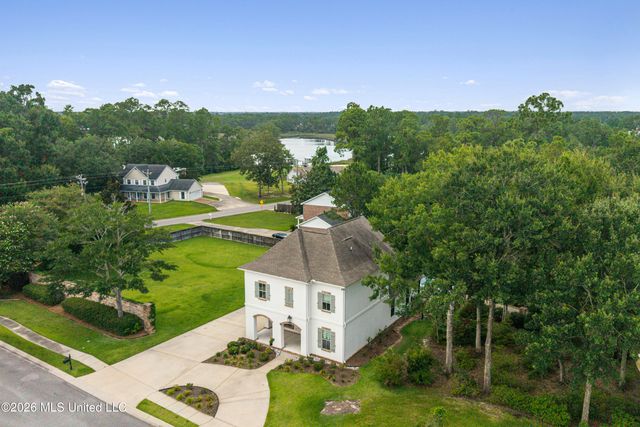 1908 Courtney Lane, Biloxi, MS 39532