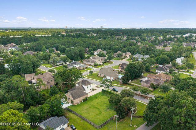 1908 Courtney Lane, Biloxi, MS 39532