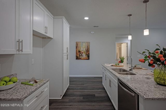 363 DRONE Street, Jacksonville, FL 32218