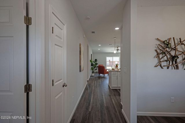 363 DRONE Street, Jacksonville, FL 32218