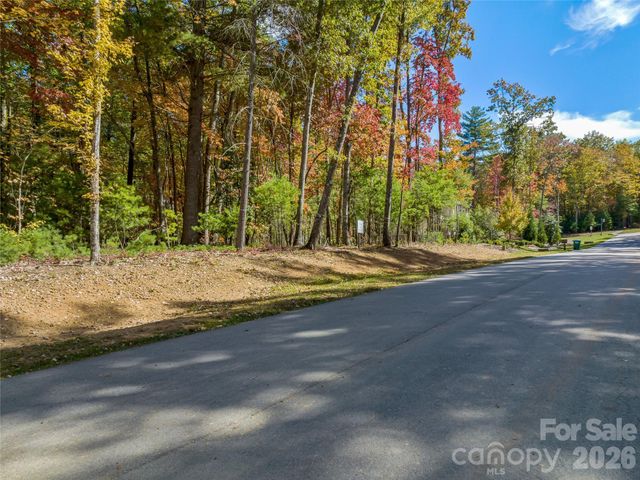 75 Emerald Necklace Drive 411, Asheville, NC 28803