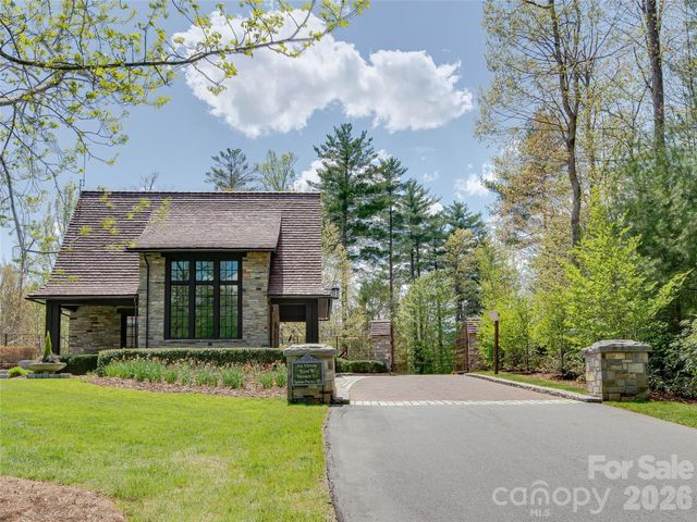 75 Emerald Necklace Drive 411, Asheville, NC 28803