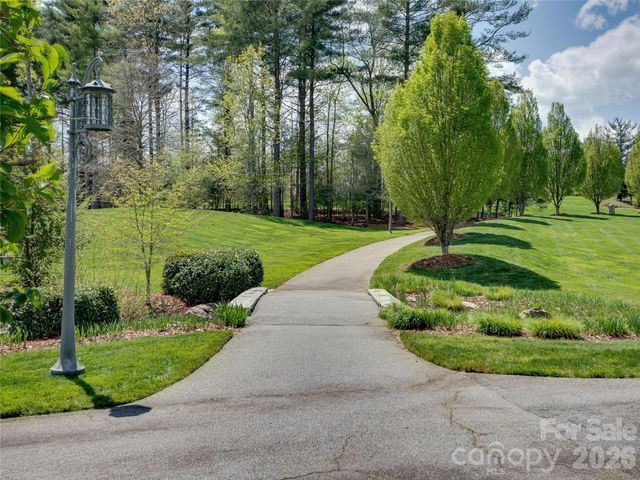 75 Emerald Necklace Drive 411, Asheville, NC 28803